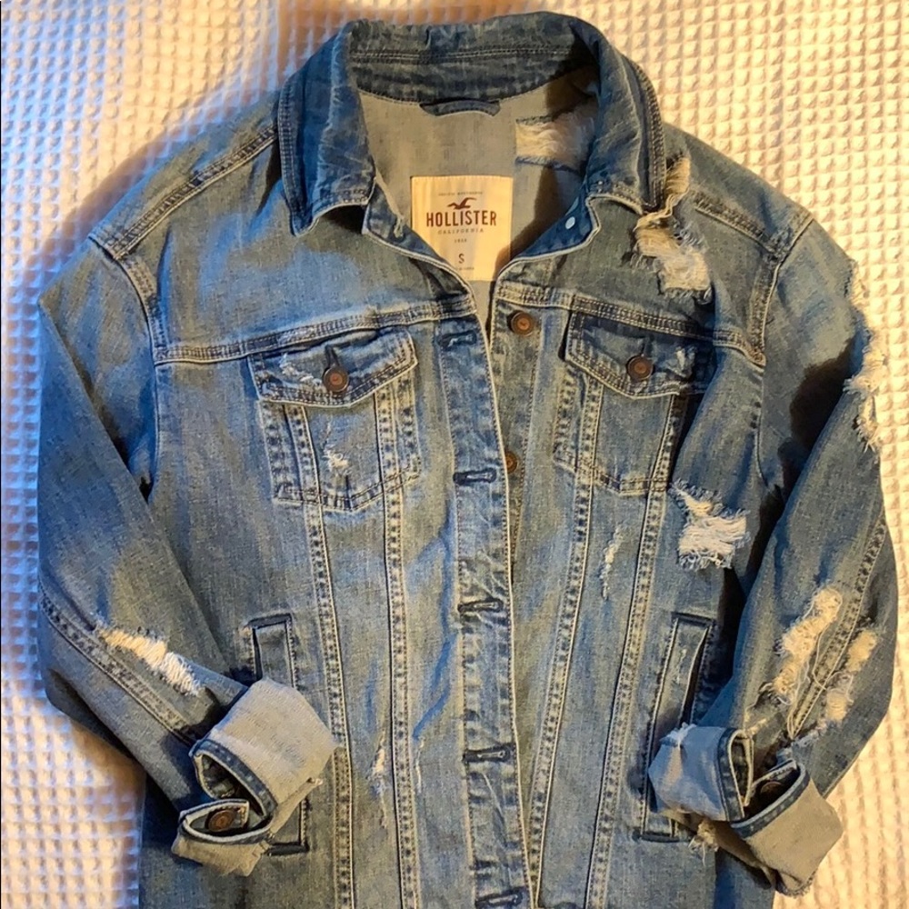 Hollister Oversized Ripped Stretch Denim Jacket